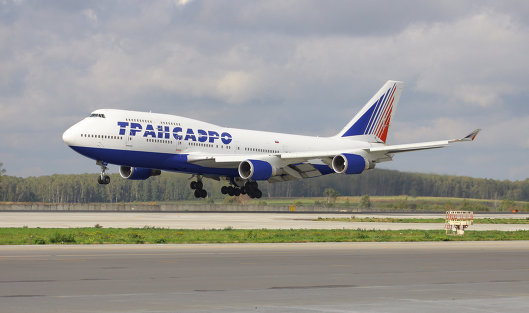 Boeing 767 авиакомпании "Трансаэро" совершил аварийную посадку на Сахалине