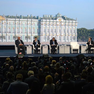 Рабочая поездка президента РФ В.Путина в Санкт-Петербург. День второй