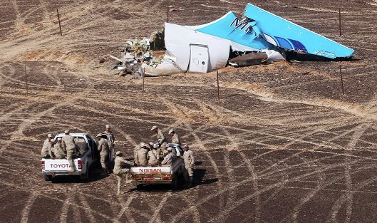 *Обломки самолета Airbus A321 авиакомпании "Когалымавиа"