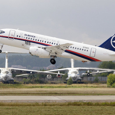 Самолет Sukhoi Superjet 100