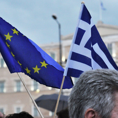 Митинг сторонников соглашения с кредиторами на площади Синтагма в Афинах, Греция