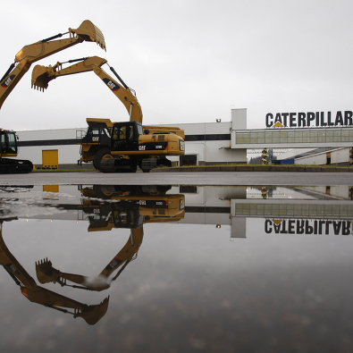 Запуск производства самосвалов Caterpillar в городе Тосно Ленинградской области