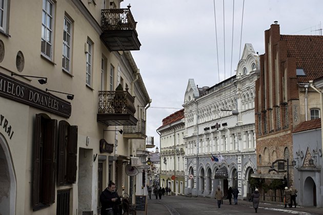 Одна из улиц "старого города" в Вильнюсе.