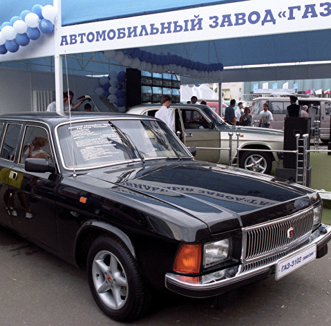 Автомобиль ГАЗ-3102 "Волга"- лимузин