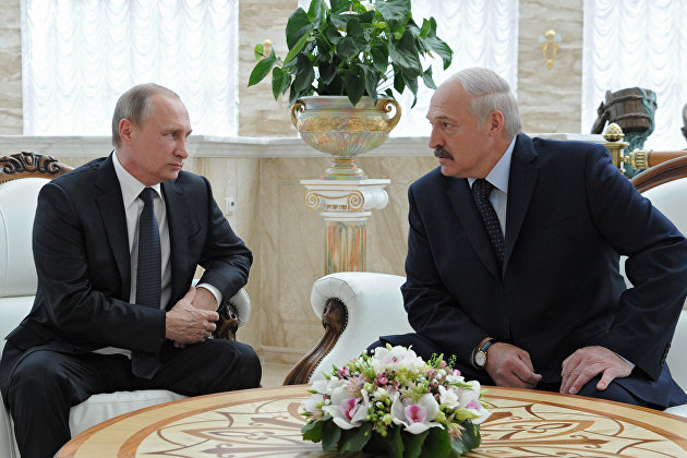 " Президент России Владимир Путин (слева) и президент Белоруссии Александр Лукашенко