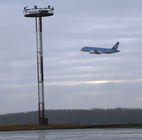 Sukhoi SuperJet-100