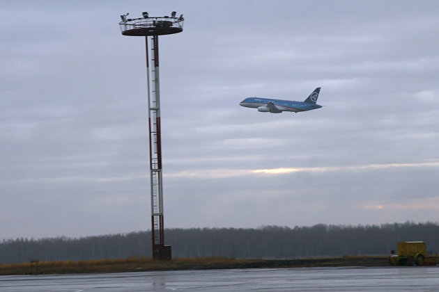 Sukhoi SuperJet-100