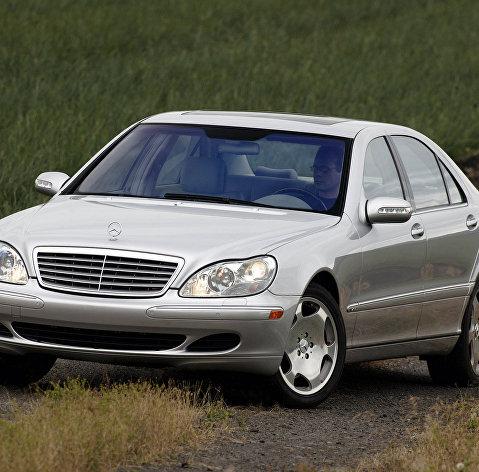 Mercedes-Benz S600