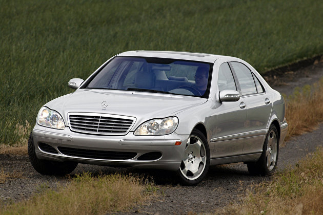 Mercedes-Benz S600