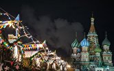 Праздничная иллюминация на Красной площади в Москве