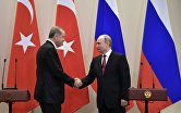 Президент РФ Владимир Путин и президент Турции Реджеп Тайип Эрдоган во время совместной пресс-конференции по итогам встречи в Сочи. 3 мая 2017
