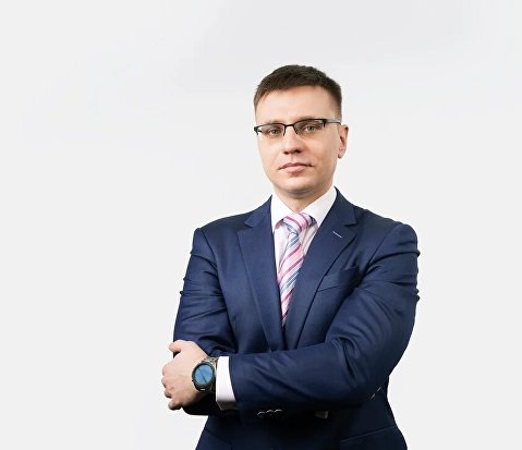 Алексей Тихонов