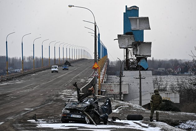 Мост через реку Днепр в окрестностях Херсона