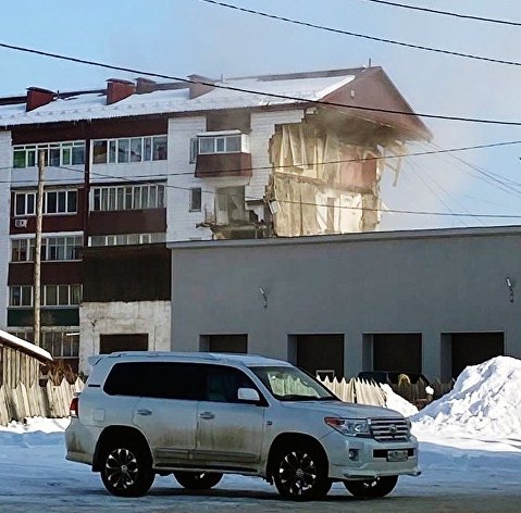 Взрыв газа в жилом доме на Сахалине