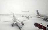 Самолеты в аэропорту "Шереметьево". 4 февраля 2018