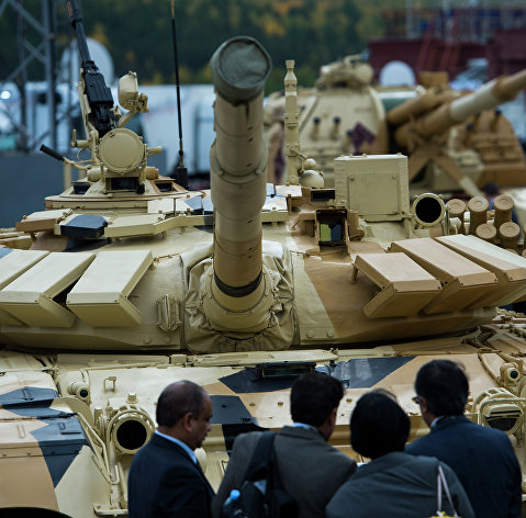 *Участники 10-ой международной выставки Russia arms expo