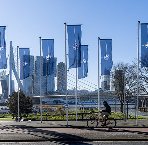 Флаги НАТО в Роттердаме, Нидерланды