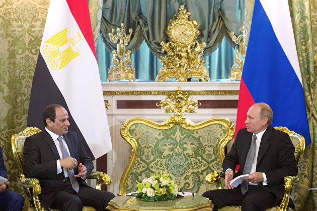Президент России Владимир Путин и президент Египета Абдул-Фаттах ас-Сиси