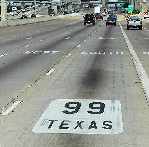 Дорога в Хьюстоне, штат Техас.